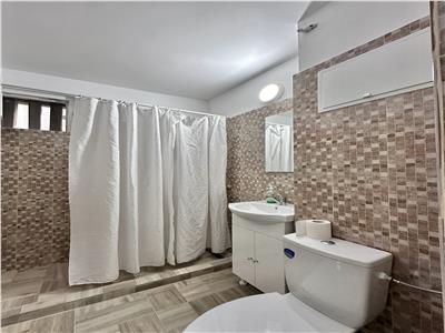 Apartament 3 camere, semidecomandat, Sud Democratiei Ploiesti