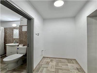 Apartament 3 camere, semidecomandat, Sud Democratiei Ploiesti