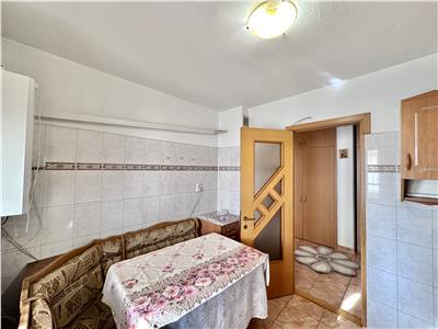 Apartament 2 camere decomandat centrala termica Mihai Bravu Ploiesti