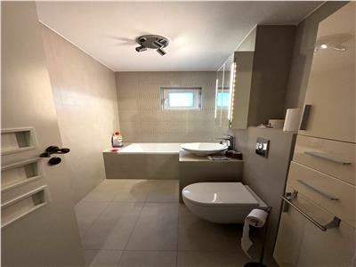 Inchiriere apartament 3 camere, centrala proprie, Ploiesti,  Cioceanu