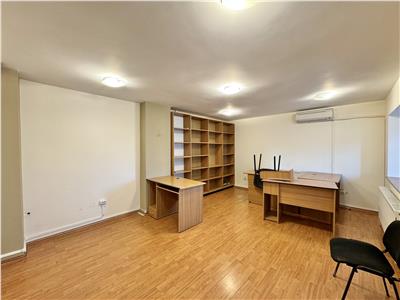 Spatiu birouri 3 camere, 51 mp, zona centrala, Lupeni, Ploiesti