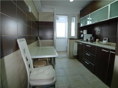 Inchiriere apartament de lux, 3 camere, zona Vest, Ploiesti