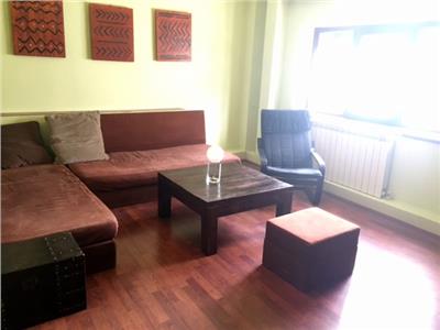 Inchiriere apartament 3 camere, in Ploiesti, zona Cantacuzino