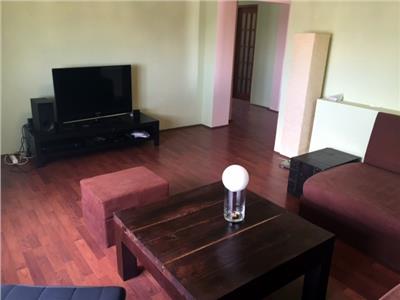 Inchiriere apartament 3 camere, in Ploiesti, zona Cantacuzino