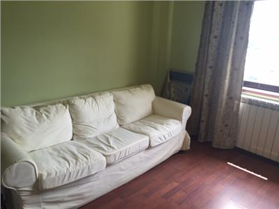 Inchiriere apartament 3 camere, in Ploiesti, zona Cantacuzino