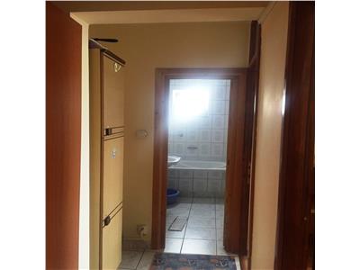 Vanzare apartament, 3 camere, decomandat, Cantacuzino, Ploiesti