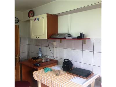 Vanzare apartament, 3 camere, decomandat, Cantacuzino, Ploiesti