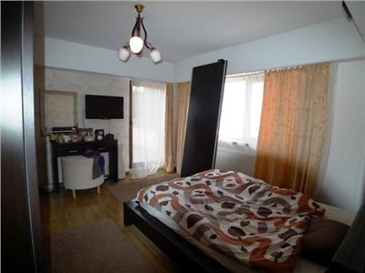 Inchiriere Penthouse in Ploiesti, zona 9 Mai, confort 1 open space