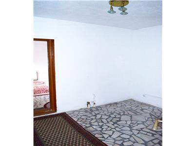 Inchiriere casa, 6 camere, zona ultracentrala, Ploiesti