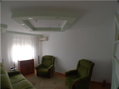 Inchiriere apartament 3 camere, Ploiesti, zona Malu Rosu