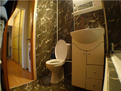 Inchiriere apartament 3 camere, Ploiesti, zona Malu Rosu