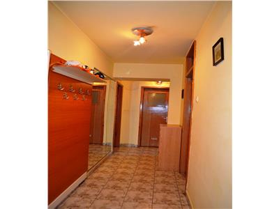 Apartament de lux, 3 camere, 120 mp, bloc nou, ultracentral, Ploiesti