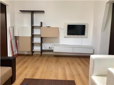 Apartament 3 camere, renovat si spatios, zona Nord Cina, Ploiesti