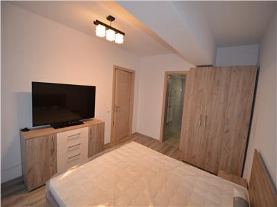 Inchiriere apartament  3 camere, bloc nou, Ploiesti, zona centrala