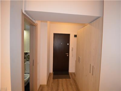 Inchiriere apartament  3 camere, bloc nou, Ploiesti, zona centrala