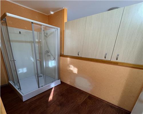 Vanzare casa 5 camere, in Ploiesti, zona Bd Castanilor