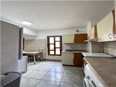 Apartament 3 camere decomandat centrala termica Gheorghe Doja Ploiesti