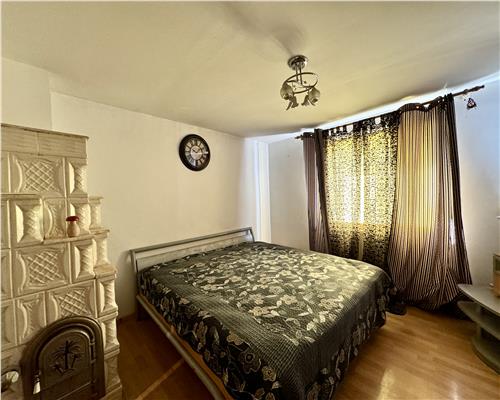 Casa 3 camere, garaj, teren 898 mp, Tantareni Ploiesti