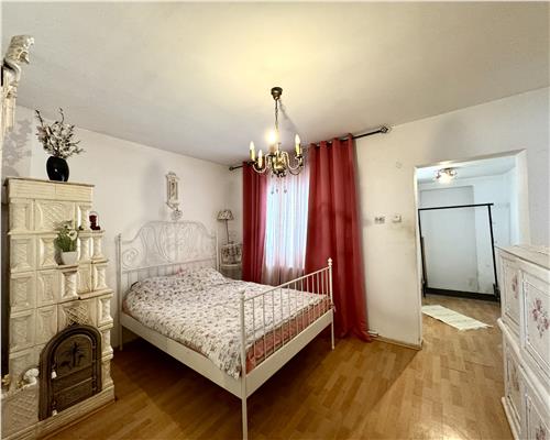 Casa 3 camere, garaj, teren 898 mp, Tantareni Ploiesti