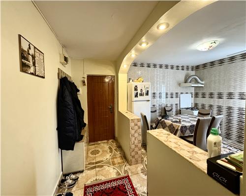 Apartament 2 camere | Semidecomandat | Malu Rosu Ploiesti