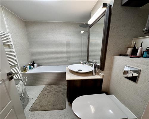 Vanzare apartament 2 camere, premium, in Ploiesti, zona Bd. Bucuresti