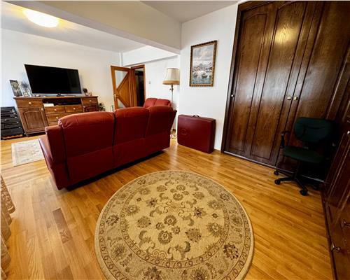 Vanzare apartament 4 camere, transformat in 3, Ploiesti, Republicii