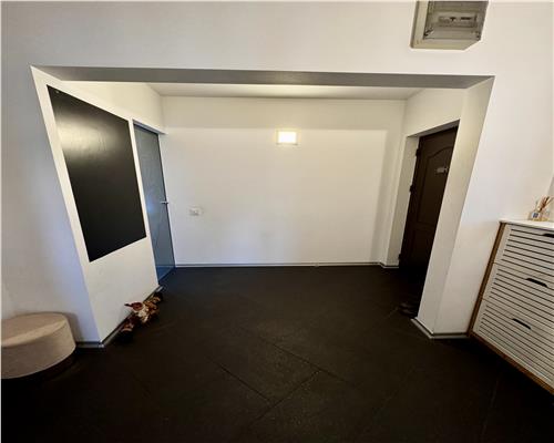 Vanzare apartament 3 camere, modern, Ploiesti, Malu Rosu