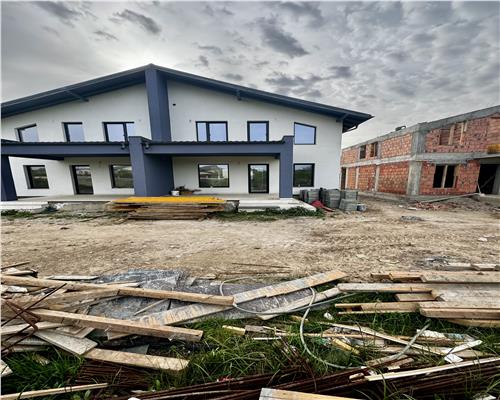 Vanzare ansamblu case de tip duplex, constructie noua, in Paulestii Noi