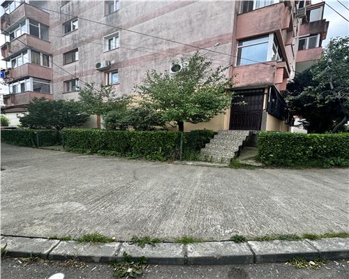 Vanzare apartament cu intrare direct din strada, 2 camere, Ploiesti, Gh. Doja