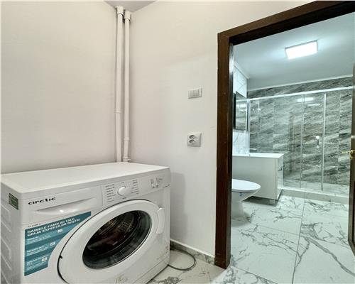 Apartament 2 camere, parcare, centrala termica, ultracentral Ploiesti