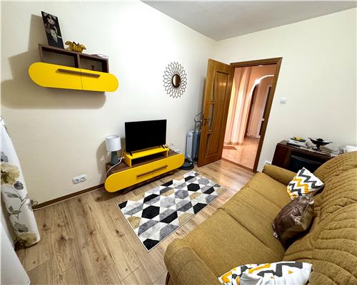 Vanzare apartament 3 camere, confort 1A decomandat, Ploiesti, ultracentral