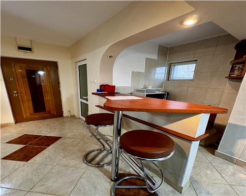 Vanzare apartament 3 camere, confort 1A decomandat, Ploiesti, ultracentral