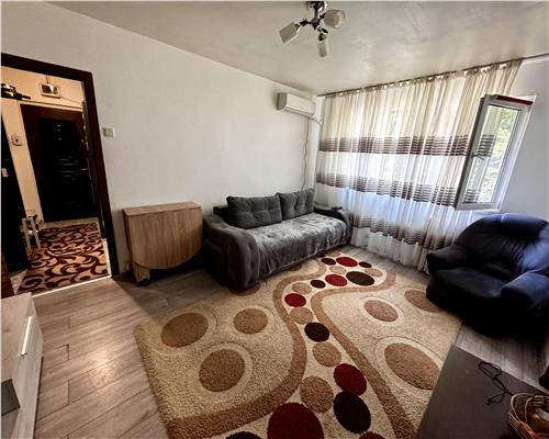 Vanzare apartament 2 camere, Ploiesti, Malu Rosu