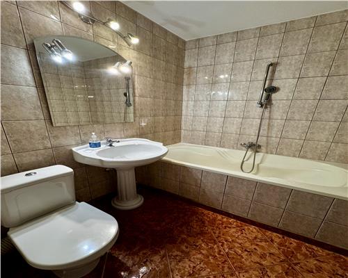 Vanzare apartament 3 camere, Ploiesti, zona Ion Maiorescu