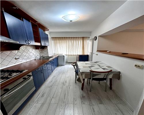 Vanzare apartament 3 camere, Ploiesti, zona Ion Maiorescu