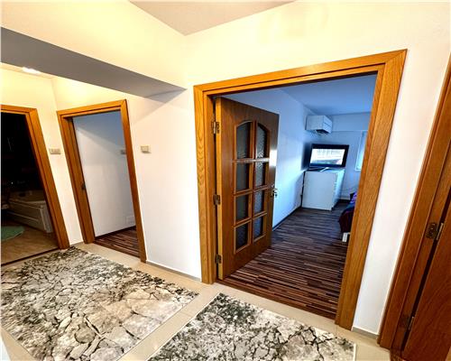 Vanzare apartament 3 camere, Ploiesti, ultracentral, centrala proprie