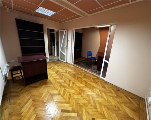 Inchiriere spatiu birou, Ploiesti, ultracentral, parcare proprie