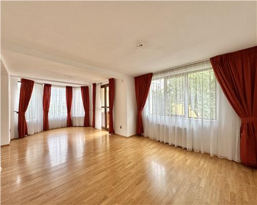 Vila P+1E, 4 camere, cartier rezidential, zona NORD, Ploiesti