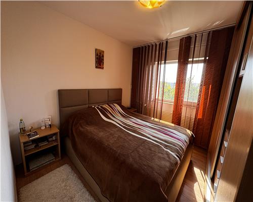 Vanzare apartament 3 camere, in Ploiesti, zona Cantacuzino/ Paltinis