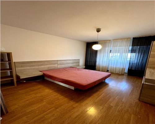 Vanzare apartament 3 camere, in Ploiesti, zona Ion Maiorescu,  bloc din 2000