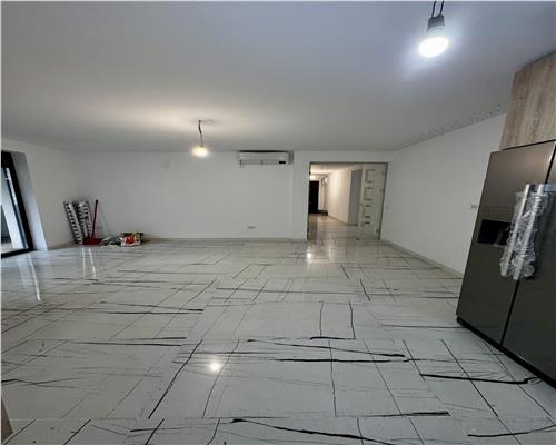 Vanzare apartament 4 camere, 4 bai, in Ploiesti, zona Albert