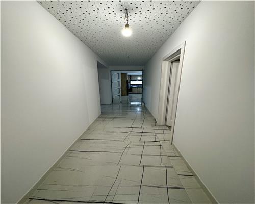 Vanzare apartament 4 camere, 4 bai, in Ploiesti, zona Albert