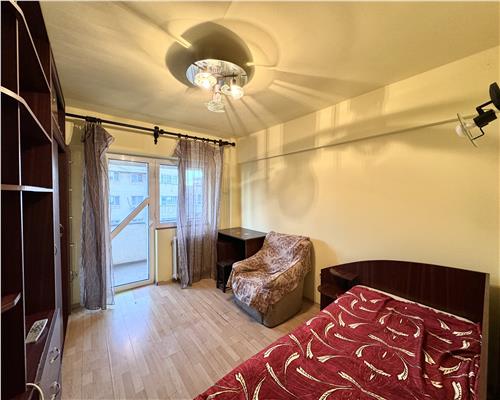 Apartament 3 camere, decomandat, ultracentral, Ploiesti