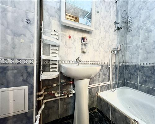 Apartament 3 camere, decomandat, ultracentral, Ploiesti