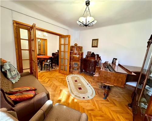 Vanzare casa 3 camere Ploiesti, ultracentral