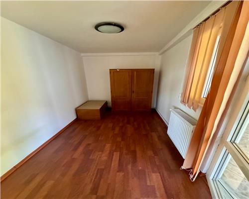 Vanzare casa 5 camere, zona Dorobantu, Ploiesti