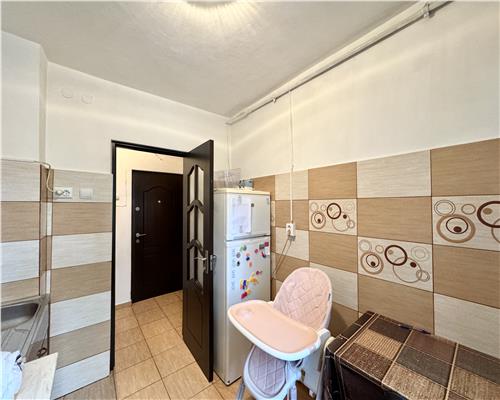 Apartament 3 camere, renovat, zona Republicii, Ploiesti