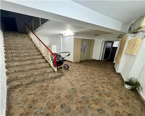 Inchiriere apartament 3 camere, de lux, Ploiesti, zona Parcul Mihai Viteazul.