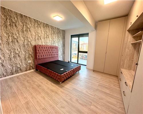 Vanzare apartament 3 camere, 2 locuri parcare, in Ploiesti, zona 9Mai