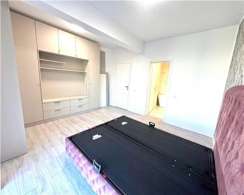 Vanzare apartament 3 camere, 2 locuri parcare, in Ploiesti, zona 9Mai